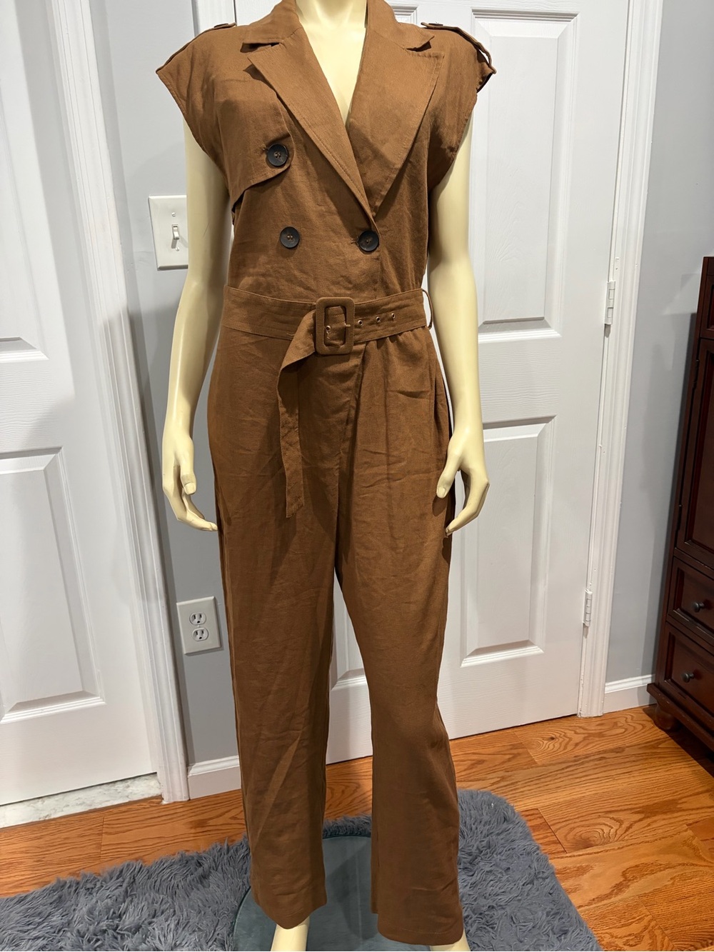 Zara Linen Sleeveless Belted Jumpsuit in Brown/ Size small